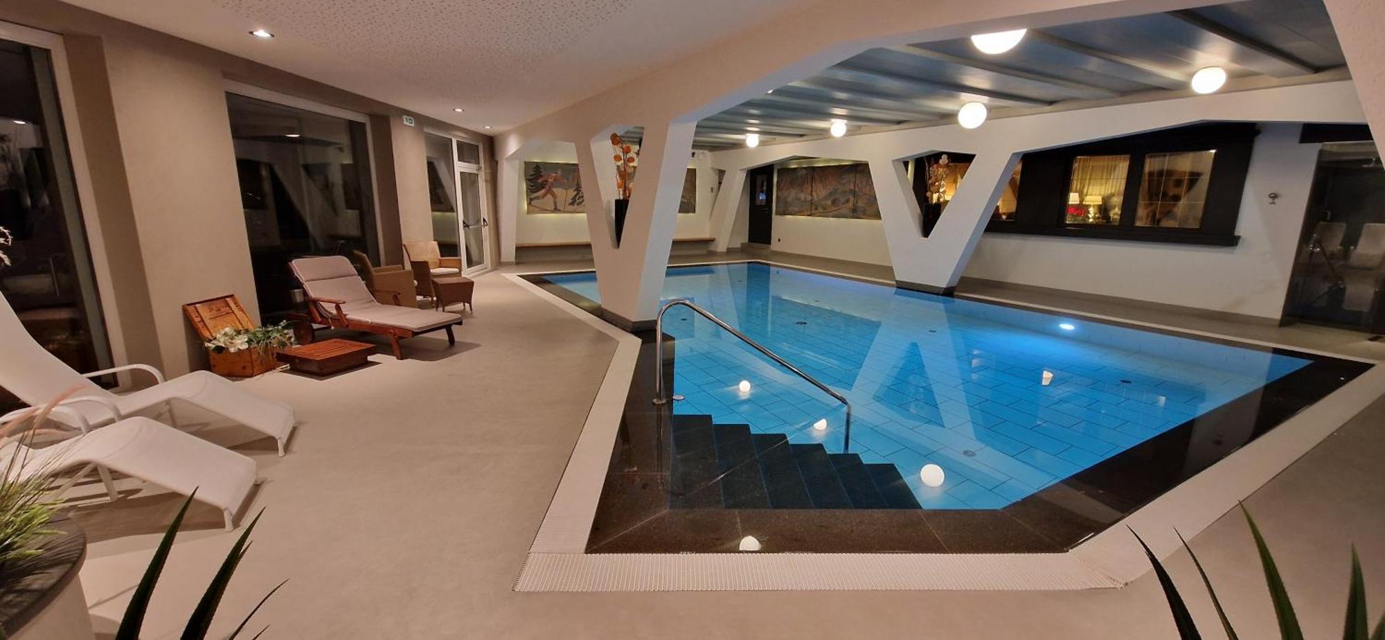 Hotel Gran Paradis 캄피텔로디파사 외부 사진