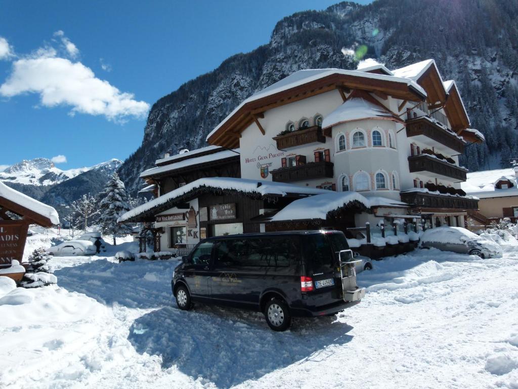 Hotel Gran Paradis 캄피텔로디파사 외부 사진