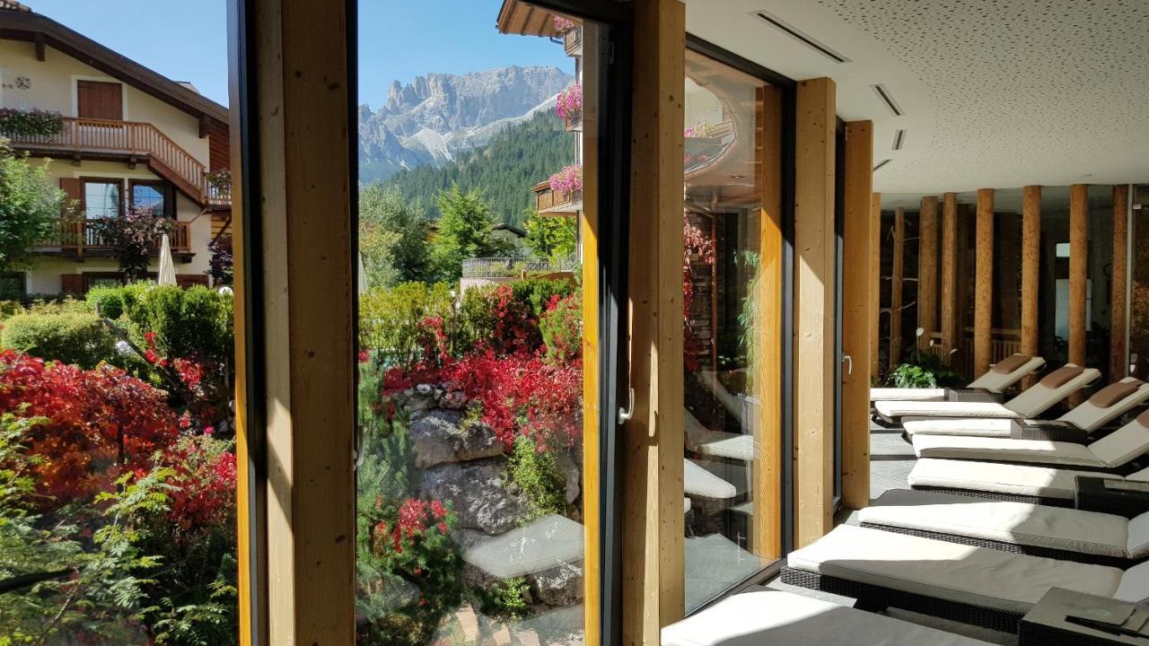 Hotel Gran Paradis 캄피텔로디파사 외부 사진